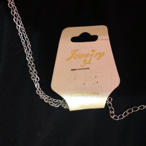 Fashion Faux Silver Necklace - Picture 5 of 7